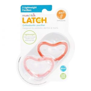 لهاية خفيفة الوزن من  منشكن لاتشي ,6 شهور فما فوق ، 2 عبوة ،  لون وردي وأحمر – Munchkin Latch  Lightweight Pacifier, 6 Months and Up, 2-Pack, Pink&Red