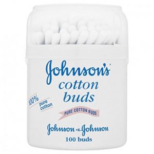 أعواد قطن جونسون (100) – Johnson’s Cotton Buds (100)
